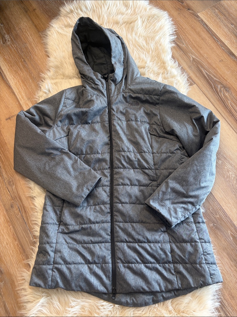 The North Face Women's Hooded Quilted Puffer Jacket - Heather Gray